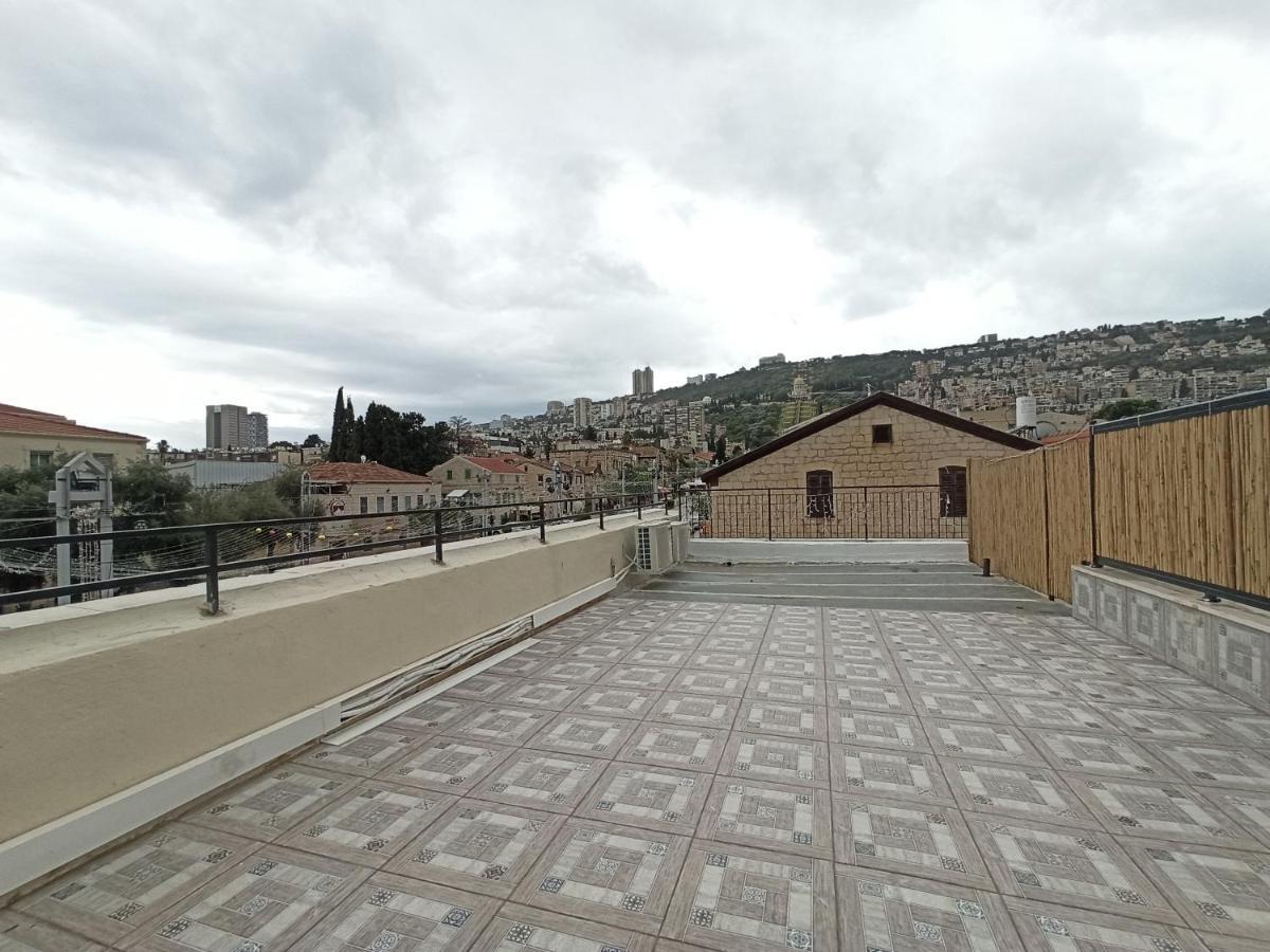 Boutique 22 Guest Rooms Haifa Esterno foto