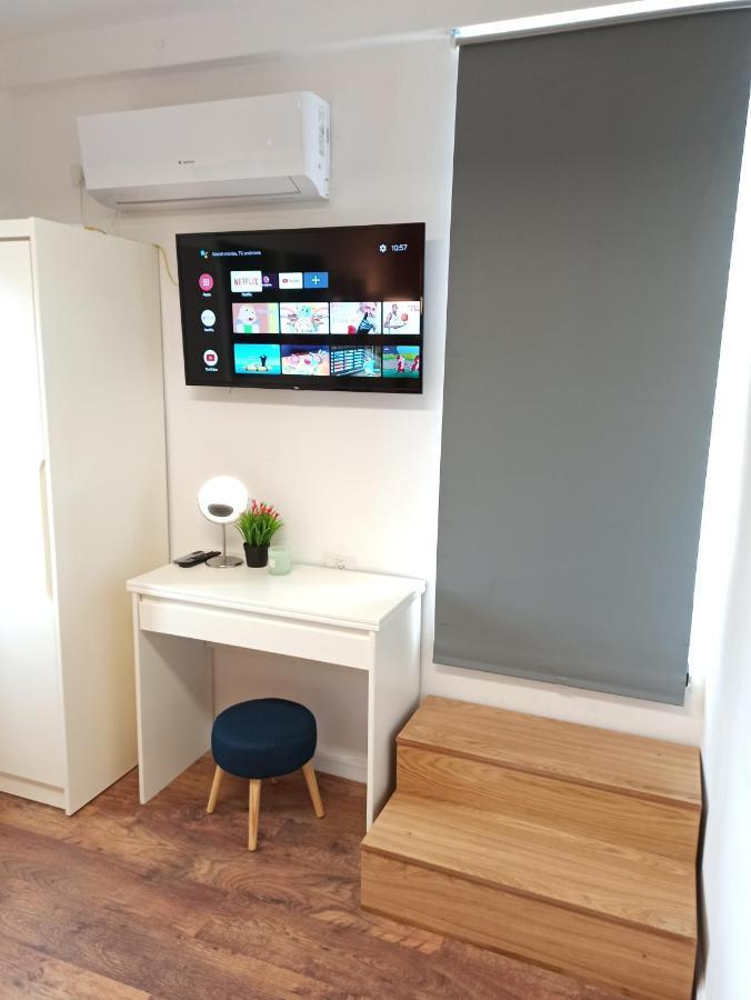 Boutique 22 Guest Rooms Haifa Esterno foto